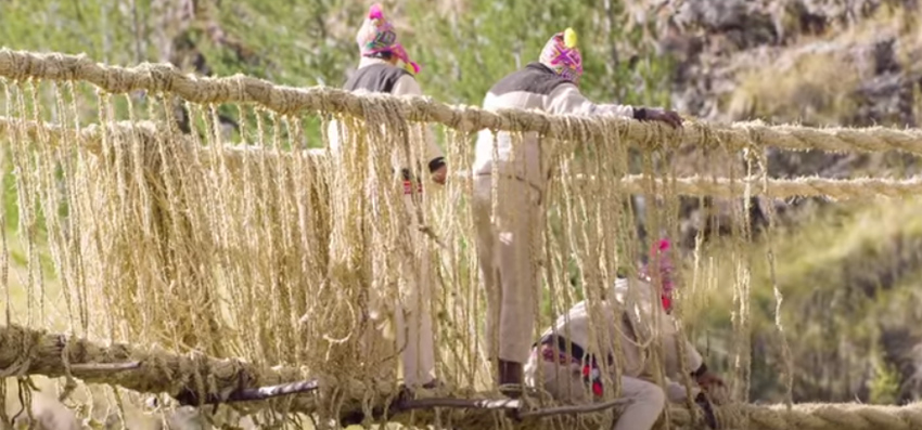 Weaving a bridge in Peru logo 